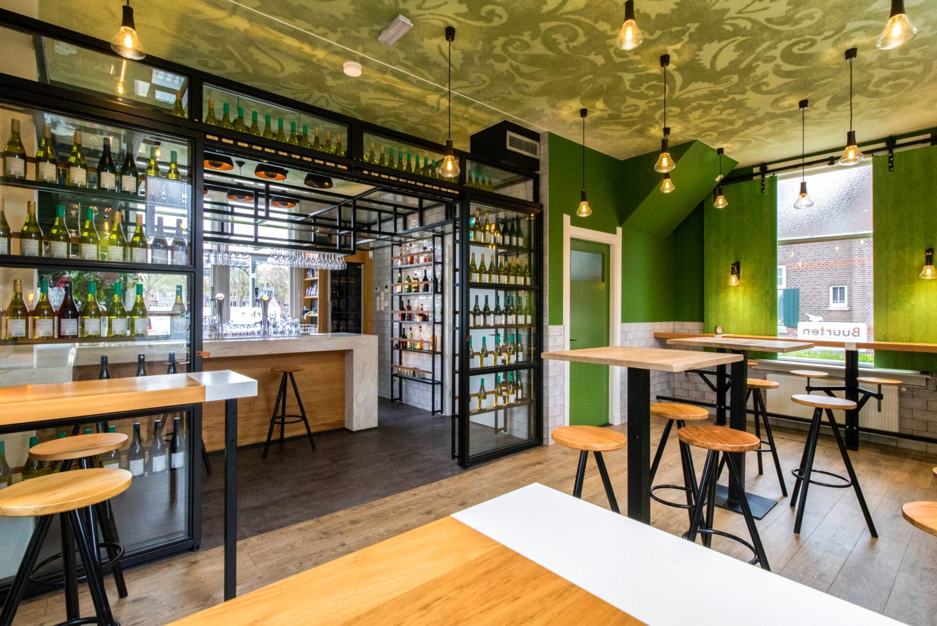 Zakelijk borrelen in de Fabrieksbar bij Buurten in de Fabriek