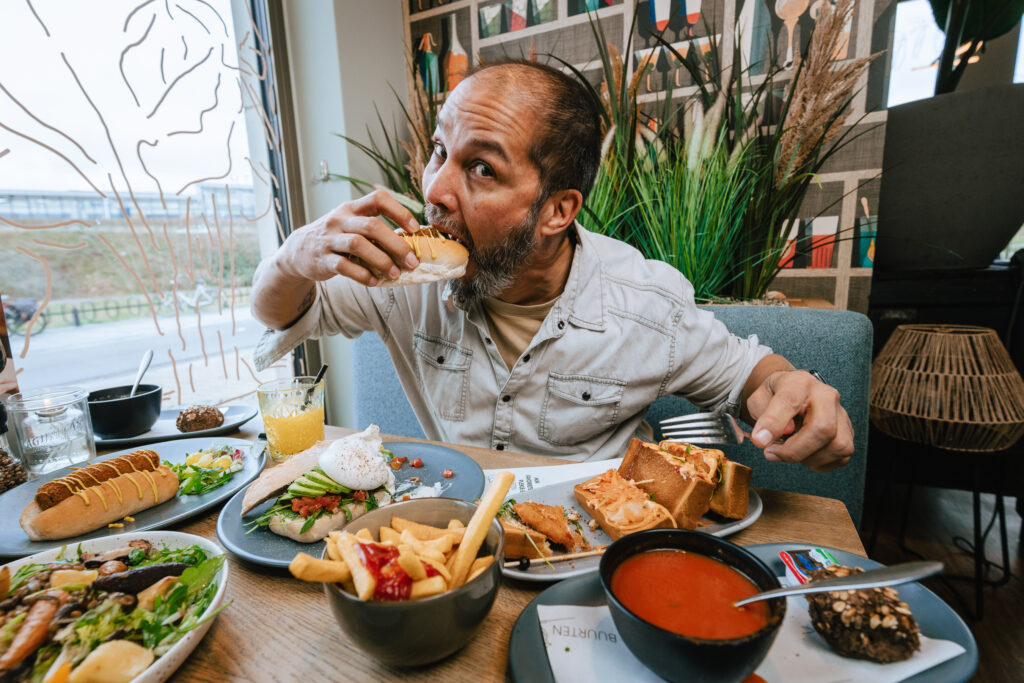Lunchen bij de Bieb