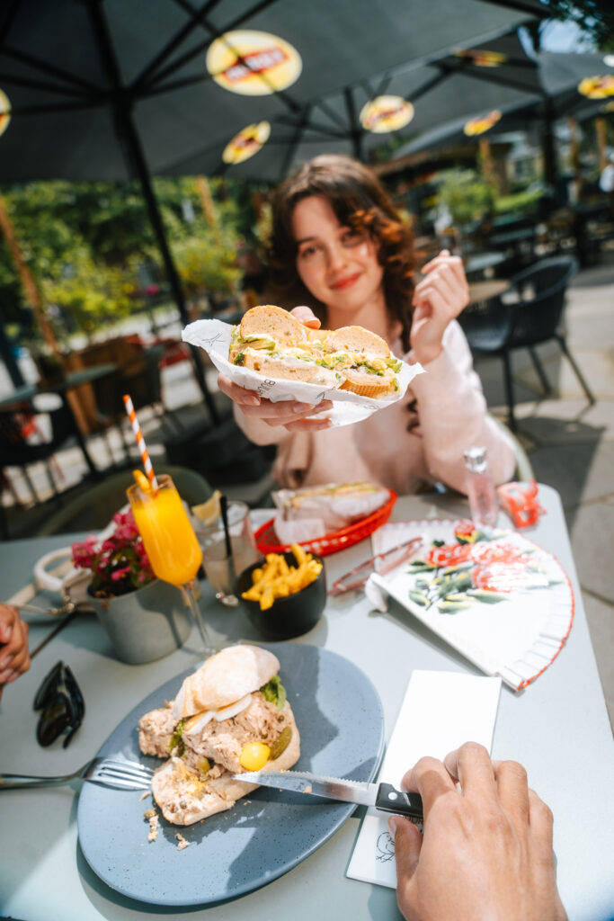 lunchen bij Buurten in de Gaard